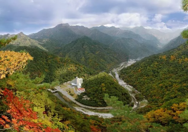 朝鮮妙香山