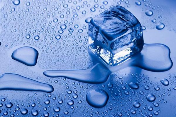 疑惑?鐳射轟擊水,水發生意外突變 疑惑?鐳射轟擊水,水發生意外突變