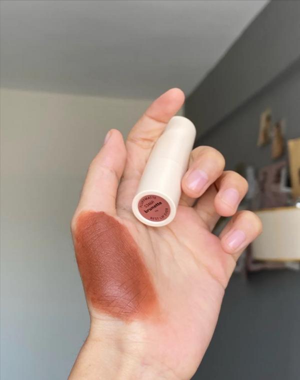 黑黃皮女生快試試這些口紅，顯白提氣質，太適合秋冬了