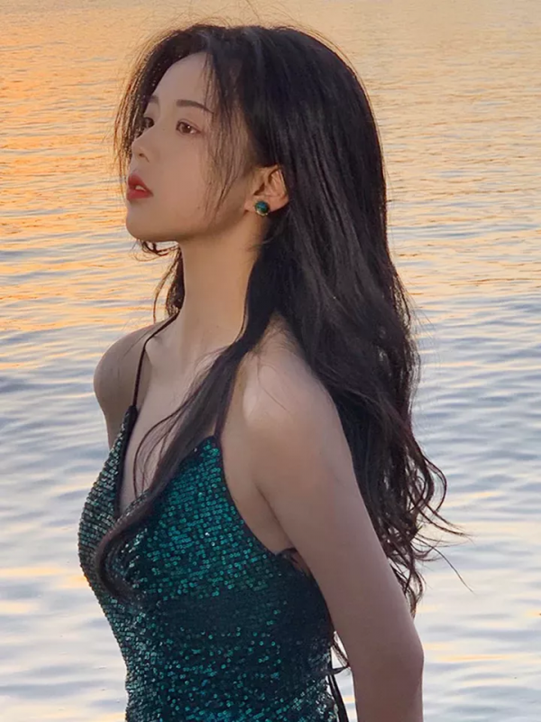 早秋“成套穿”=好看+高階 早秋“成套穿”=好看+高階