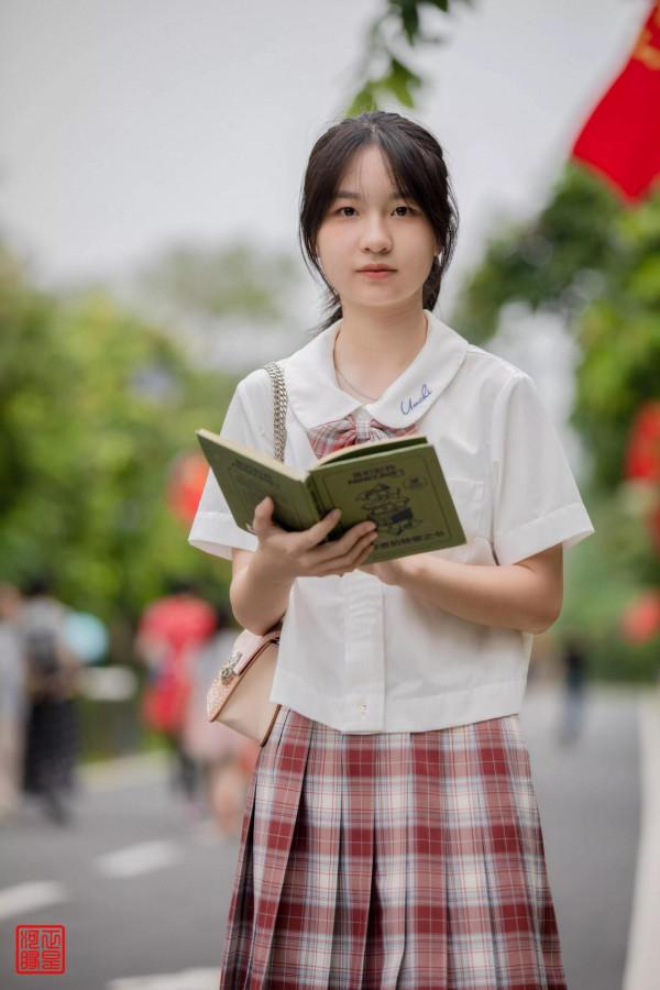 葉綠花紅處處詩——友文薈萃