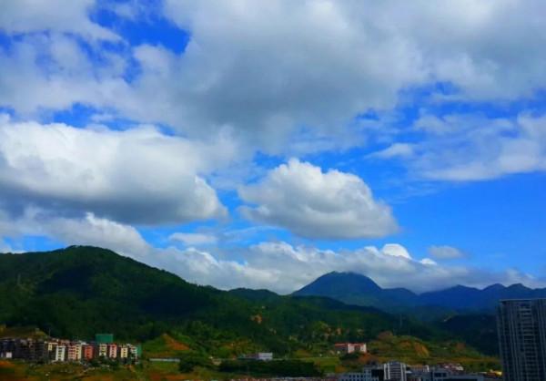 三明9縣市人口：永安市34萬人，明溪縣10萬人，5個低於10萬人