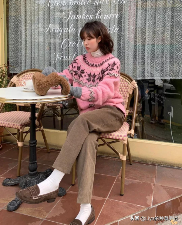 毛衣 + 毛衣 =“王炸組合” 毛衣 + 毛衣 =“王炸組合”