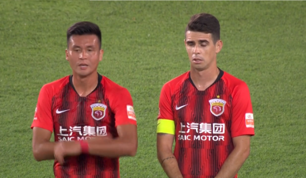 上港從國足集訓隊挖人早有先例！記者也怒了：良心何在？