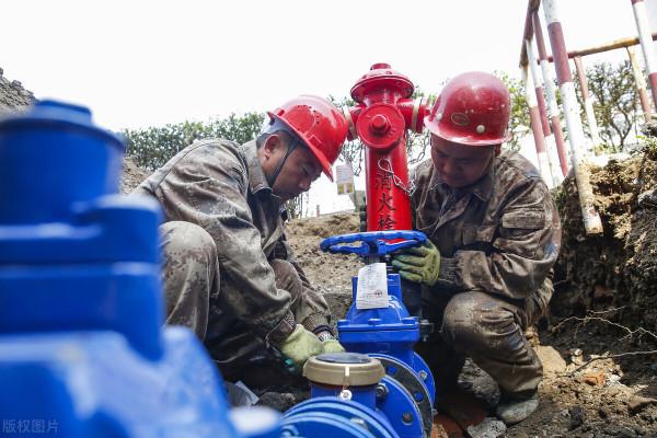 短篇小說:網媒的效應 短篇小說:網媒的效應