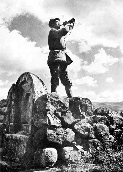 “像一群紳士一樣去戰鬥”的比利時營被志願軍打得不敢駐守一線 “像一群紳士一樣去戰鬥”的比利時營被志願軍打得不敢駐守一線