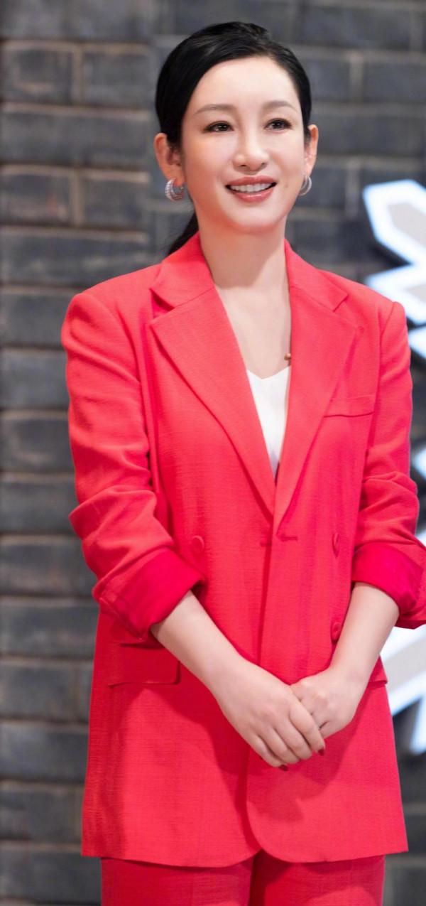 秦海璐，活成幸福的樣子