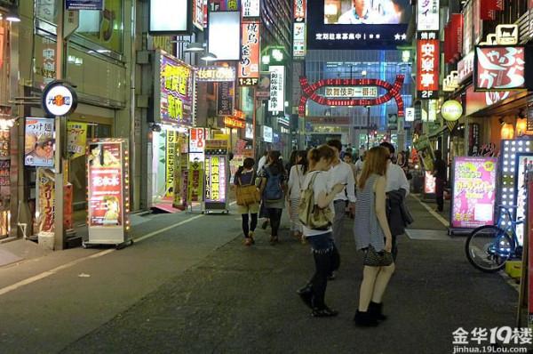 親歷日本歌舞伎町一番街，才發現它的真面目