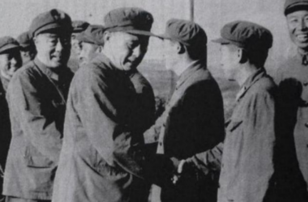 上甘嶺英雄許長友：為國捐軀，5年後成糧倉警衛員，首長見後流淚