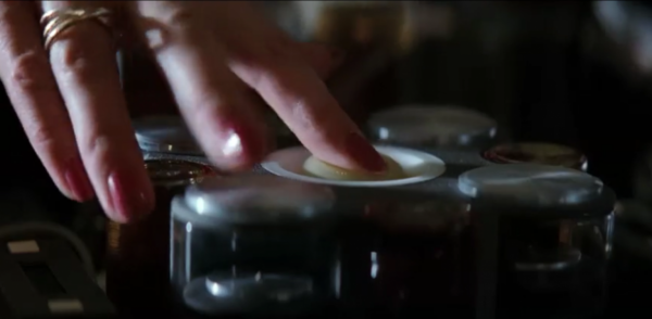 終於有了定論《盜夢空間》的陀螺不是主角的圖騰,最後它倒了沒? 終於有了定論《盜夢空間》的陀螺不是主角的圖騰,最後它倒了沒?