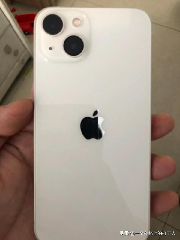 新買的iPhone13,升級到了15.2之後,系統絲滑度無感,但是bug多 新買的iPhone13,升級到了15.2之後,系統絲滑度無感,但是bug多