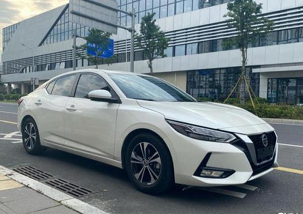 日產軒逸:跌至8.28萬,滿油跑910Km,30天賣了40876輛 日產軒逸:跌至8.28萬,滿油跑910Km,30天賣了40876輛