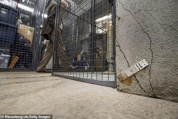 越扶越歪，偏離66釐米！這棟舊金山豪宅高樓，歪的有點控不住了