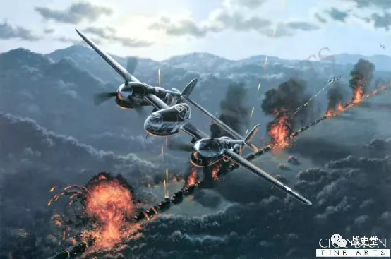 曾被德國空軍爆揍的P-38大隊，空戰不行只能去打卡車和坦克