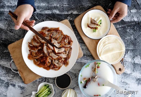 2022舌尖上的年味之老北京的年夜飯，“四四見底”有講究