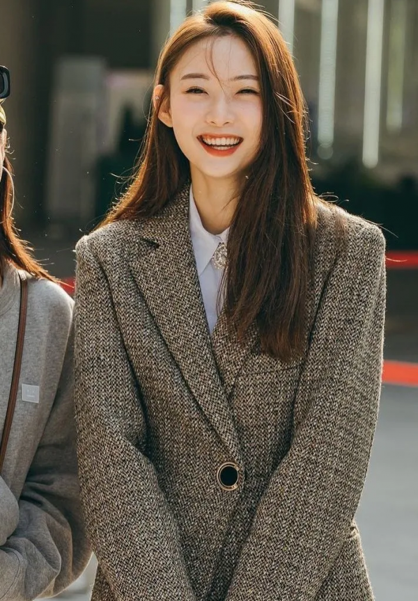 “褲子+靴子”=秋冬最時髦的搭配!顯瘦顯高誰穿誰好看 “褲子+靴子”=秋冬最時髦的搭配!顯瘦顯高誰穿誰好看