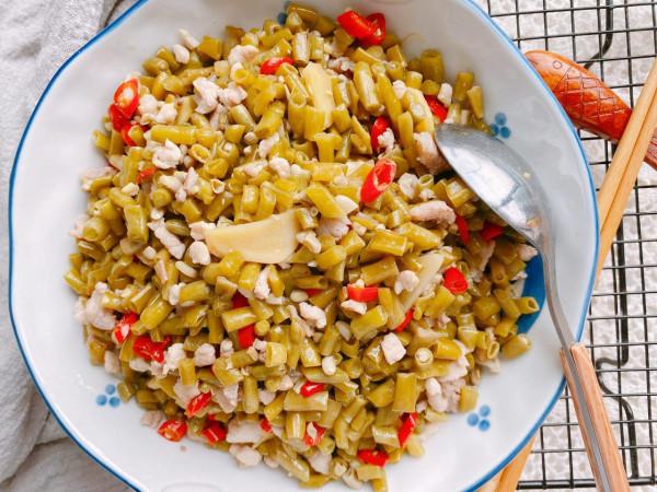 想吃酸豆角自己在家做，2種醃製方法，2天就能吃，酸辣脆爽不變質