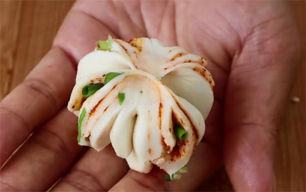 教你在家輕鬆蒸饅頭花捲，詳解4種花卷手法，做法簡單，一學就會