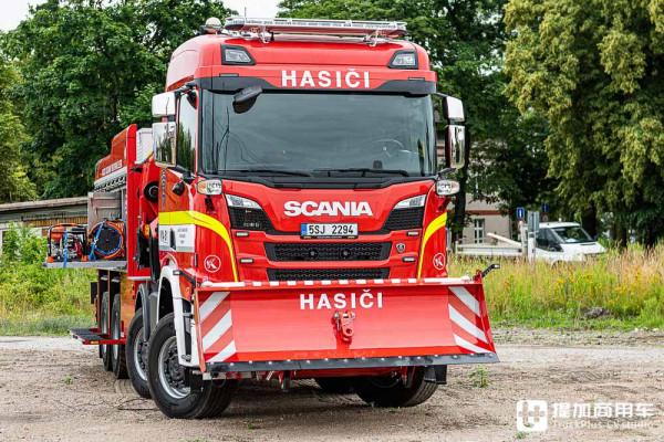 用於救援火車的卡車，8X8驅動，帶您好好看看這輛斯堪尼亞破障車