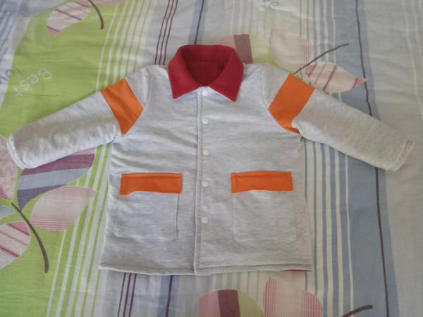 2歲左右寶寶雙面穿外套