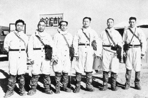 原子彈基地人多房少,開國少將下令:幹部住帳篷,科學家住樓房 原子彈基地人多房少,開國少將下令:幹部住帳篷,科學家住樓房