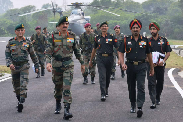 二十四路大軍集結!印度和中巴還未大打出手,“內戰”先打起來? 二十四路大軍集結!印度和中巴還未大打出手,“內戰”先打起來?