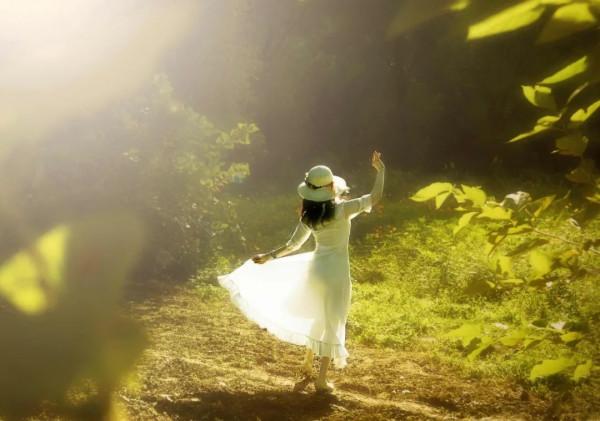 遇大事要靜，遇難事要變，遇爛事要離，遇順事要斂