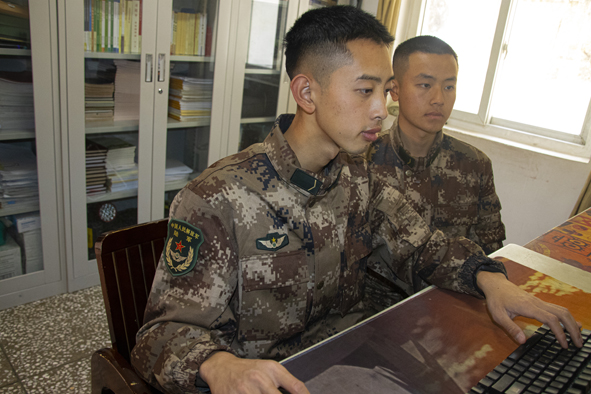 新兵入伍變化之“衣食住行” 新兵入伍變化之“衣食住行”
