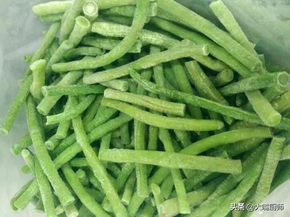 儲存豇豆別直接放冰箱,老奶奶教我土辦法,放1年不壞,翠綠鮮嫩 儲存豇豆別直接放冰箱,老奶奶教我土辦法,放1年不壞,翠綠鮮嫩