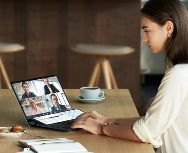 還在外接螢幕用筆記本？開工季安利華碩靈耀X雙屏，辦公更愜意