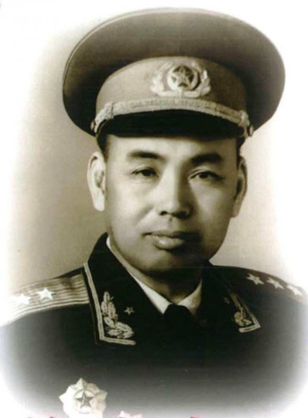 1973年八大軍區司令對調後,許世友從南京調到廣州?做了哪些事 1973年八大軍區司令對調後,許世友從南京調到廣州?做了哪些事