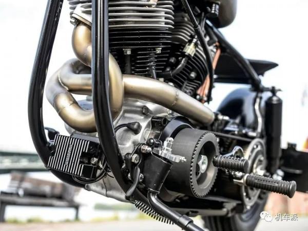 定製 | 極簡主義 1972年哈雷戴維森 FLH欣賞