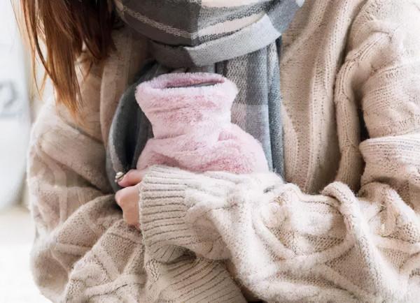 手腳常年冰涼，睡不著？可能是陽氣不足，中醫教你如何補回陽氣