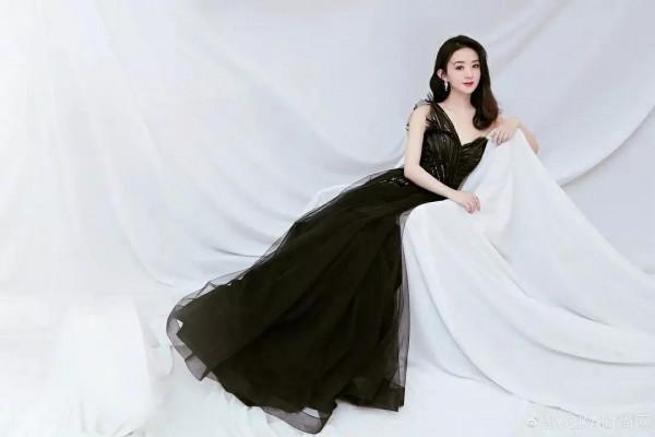 趙麗穎，每一天都既是明天，也是今天，也會變成昨天