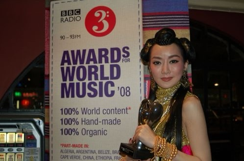 央視中秋晚會上的5大藝術家,個個實力超群,狂甩流量明星幾條街 央視中秋晚會上的5大藝術家,個個實力超群,狂甩流量明星幾條街