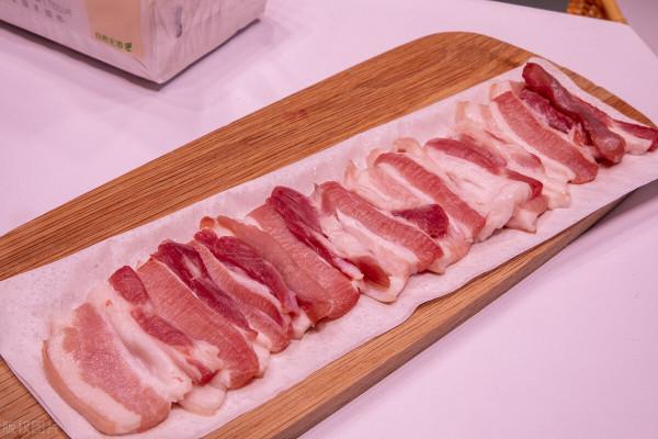 買五花肉，“上五花、中五花、下五花”差別大，弄懂少花冤枉錢