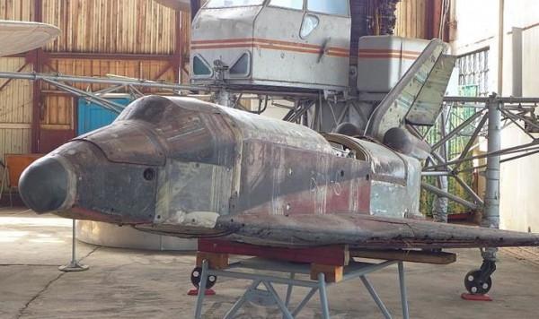 原來暴風雪號太空梭不只一架,曾身綁4臺AL31,自行從機場起飛 原來暴風雪號太空梭不只一架,曾身綁4臺AL31,自行從機場起飛