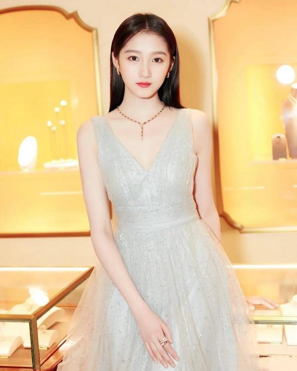 關曉彤就是仙女本仙啊