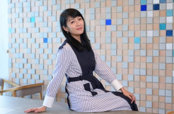 單親媽媽不易!50歲女星何婉盈獨自養娃壓力大,自曝曾哭過很多次 單親媽媽不易!50歲女星何婉盈獨自養娃壓力大,自曝曾哭過很多次