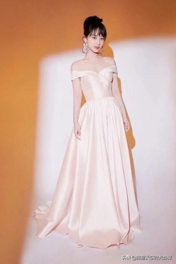 盤點 楊紫的女神衣櫥之絕美禮服裙大賞 瘦下來的小猴子越來越漂亮了 盤點 楊紫的女神衣櫥之絕美禮服裙大賞 瘦下來的小猴子越來越漂亮了