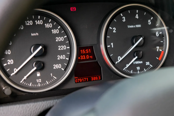 二手寶馬X5硬實力面面俱到，20來萬價效比令人怦然心動