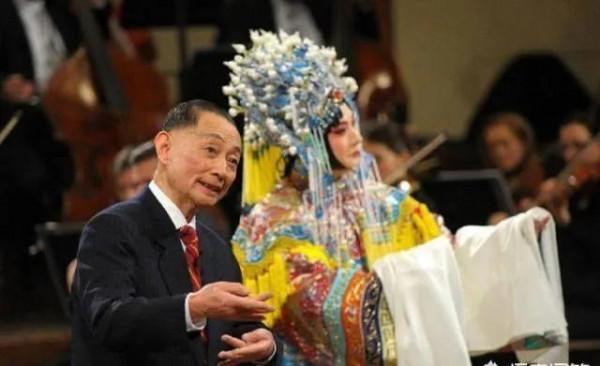 被不少人稱為“京劇第一美人”的李勝素,究竟是個怎樣的人? 被不少人稱為“京劇第一美人”的李勝素,究竟是個怎樣的人?