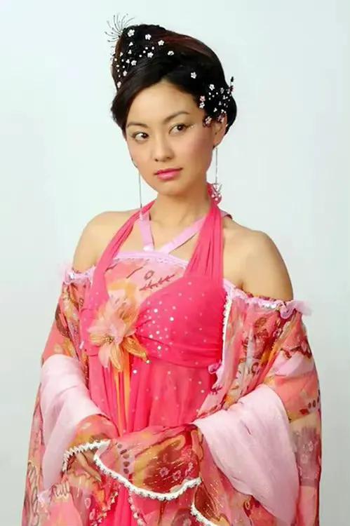 《刁蠻公主》的服裝可以現代到什麼程度