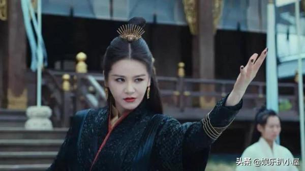 邱意濃是《追龍2》顏值擔當，在《倚天》被嘲整容，網友相差太大