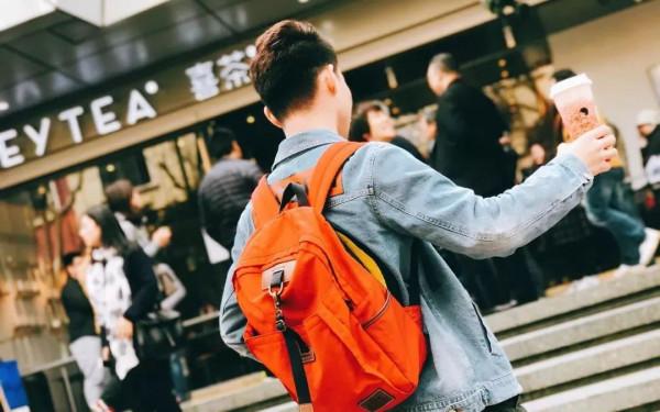 90後喜茶創始人聶雲宸:專科畢業首創業賺20萬,29歲坐擁45億身家 90後喜茶創始人聶雲宸:專科畢業首創業賺20萬,29歲坐擁45億身家