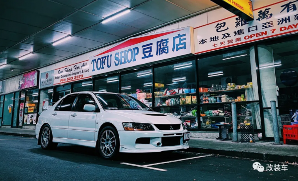 小姐姐連續擁有兩臺";街霸";EVO,完美詮釋何為巾幗不讓鬚眉 小姐姐連續擁有兩臺";街霸";EVO,完美詮釋何為巾幗不讓鬚眉