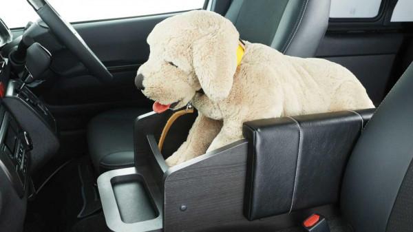 日本經銷商出品狗狗小貨車!基於豐田海獅打造,愛狗人士的好幫手 日本經銷商出品狗狗小貨車!基於豐田海獅打造,愛狗人士的好幫手