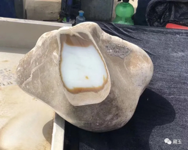 玩和田玉：便宜沒有漏，好貴才是真