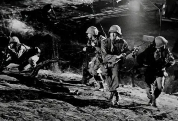 《長津湖》雷公原型莊元東,親手繳獲美軍唯一丟失的北極熊團旗,至今長眠沙場 《長津湖》雷公原型莊元東,親手繳獲美軍唯一丟失的北極熊團旗,至今長眠沙場