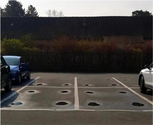 30張時間磨損照,旅行者徒步一年變化驚人,水滴八百年即可穿石 30張時間磨損照,旅行者徒步一年變化驚人,水滴八百年即可穿石